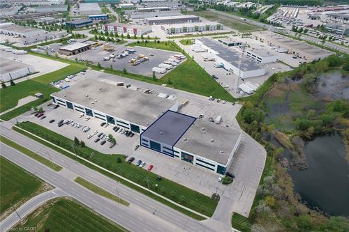 11-1090 Fountain St N, Cambridge, ON, N3H4R7 | Card Image