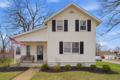 1232 Rosewood Ave, Wayland, MI, 49348-8949 | Card Image
