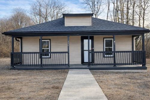 218 Locust St, Clarksville, TN, 37042-6549 | Card Image