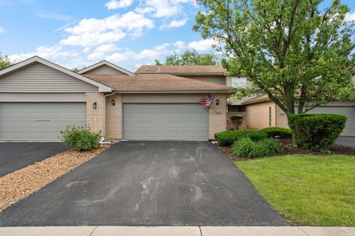 7617 W 158th Ct, Orland Park, IL, 60462-5070 | Card Image