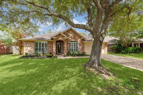 1034 S Wellsford Dr, Pearland, TX, 77584-7646 | Card Image