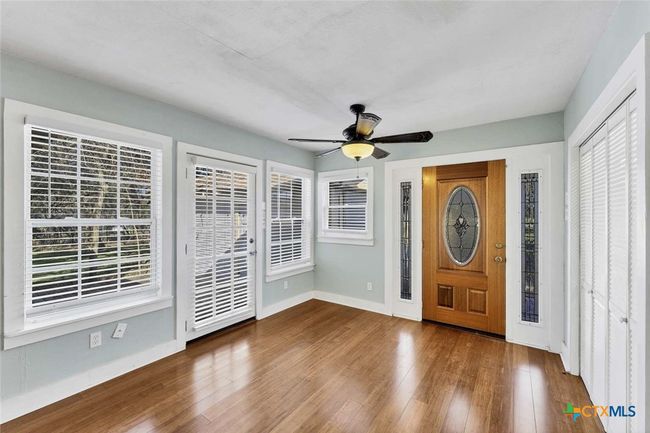1012 7 Th St, House other with 2 bedrooms, 2 bathrooms and null parking in Blanco TX | Image 8