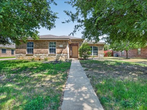 2313 Belmont Park Dr, Denton, TX, 76210-3637 | Card Image