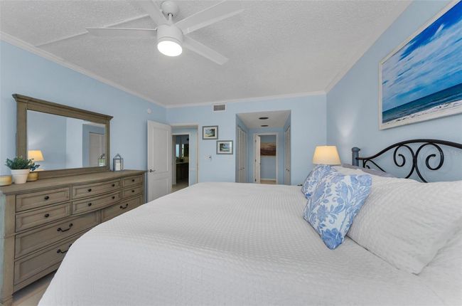 Master bedroom looking towards the ensuite bath. | Image 20