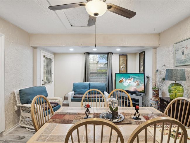 D - 8158 Sturbridge Ct, Condo with 2 bedrooms, 2 bathrooms and null parking in Weeki Wachee FL | Image 11