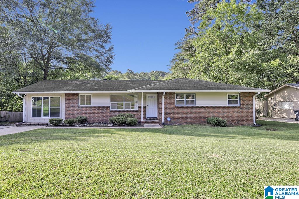 16th Ave, Center Point, AL 35215