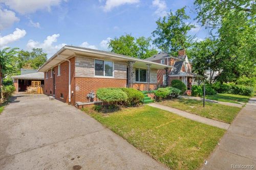 19155 Gallagher St, Detroit, MI, 48234-1607 | Card Image