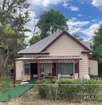 1308 E Belmont, House other with 6 bedrooms, 2 bathrooms and null parking in Caldwell ID | Image 1