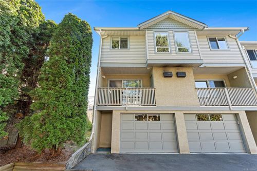 3014 Scott St, Victoria, BC, V8R4J8 | Card Image