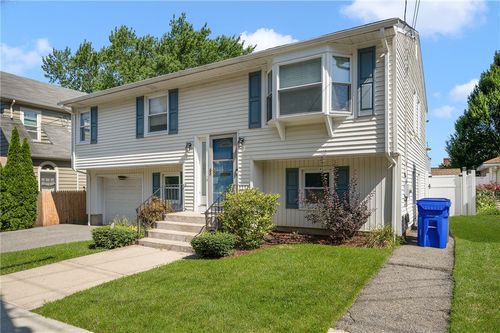 107 Dexterdale Rd, Providence, RI, 02906-1925 | Card Image