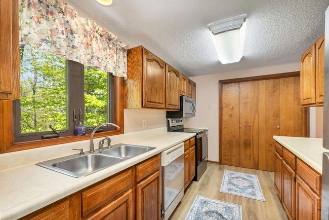UNIT-5 - 2393 Lake Shore Rd, House other with 3 bedrooms, 2 bathrooms and null parking in Gilford NH | Image 16
