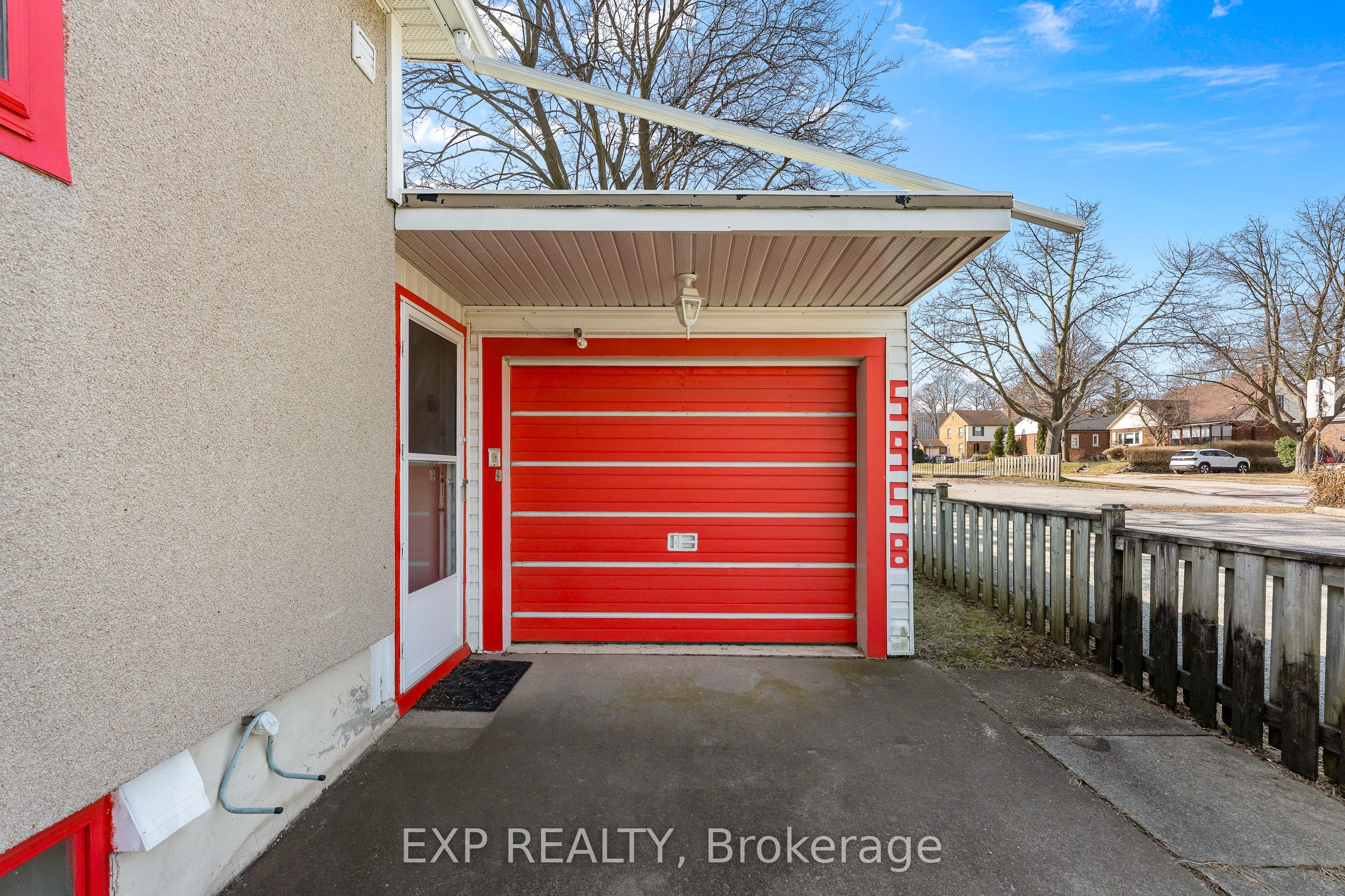 Residential in Niagara Falls 5