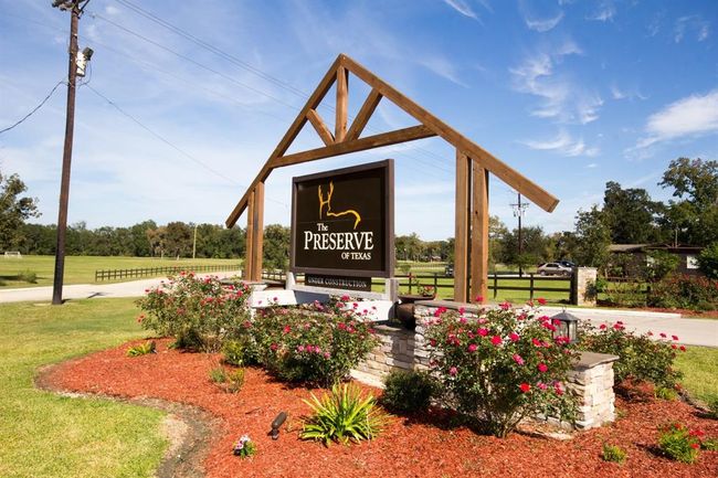 535 Hunter Dr, House other with 2 bedrooms, 2 bathrooms and 5 parking in Cleveland TX | Image 35