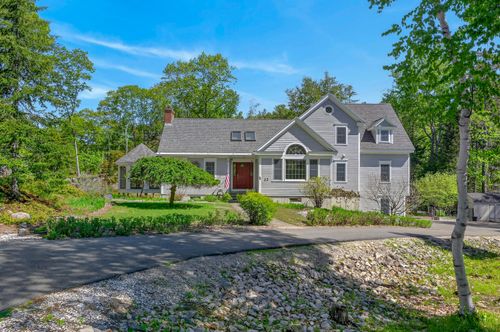 12 Touchstone Dr, Kennebunkport, ME, 04046-6374 | Card Image