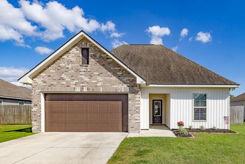 108 Shadow Pointe Road, Thibodaux, LA, 70301 | Card Image