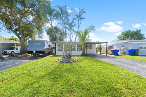 2220 N 57th Ter, Hollywood, FL, 33021-3825 | Card Image