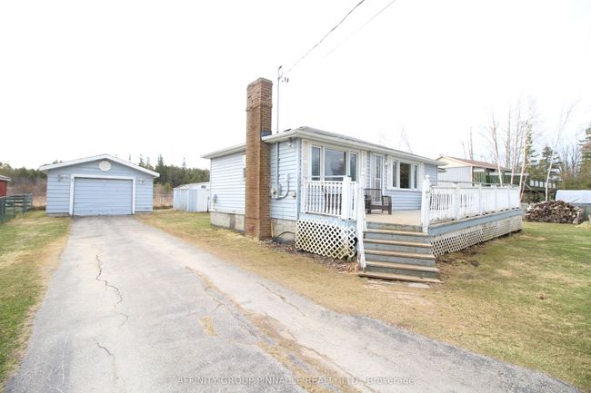 82 Driftwood Shores Rd, House other with 2 bedrooms, 1 bathrooms and 5 parking in Kirkfield ON | Image 5
