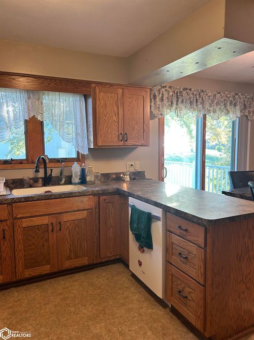 127 Henrietta Avenue, Palmer, IA, 50574 | Card Image