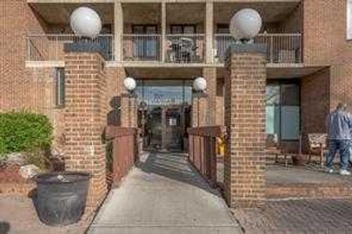 711-4944 Dalton Dr Nw, Calgary, AB, T3A2E6 | Card Image