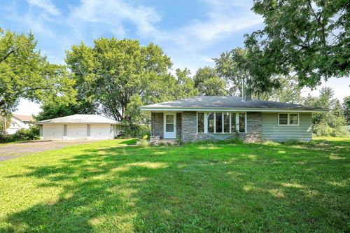 2511 Highwood Ave E, Maplewood, MN, 55119-5825 | Card Image