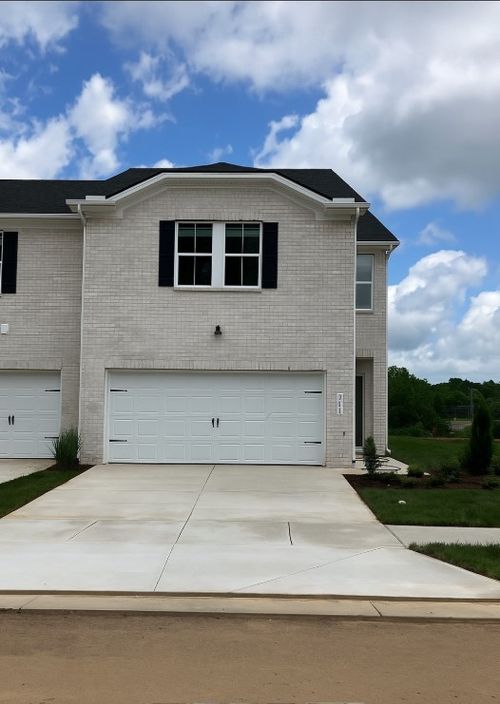 7121 Cedarcrest Lane, Fairview, TN, 37062 | Card Image
