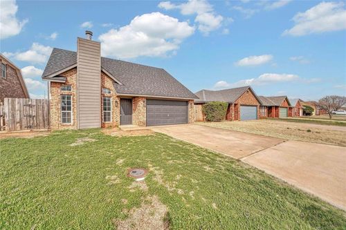 2805 Shiloh Ln, Altus, OK, 73521-1262 | Card Image