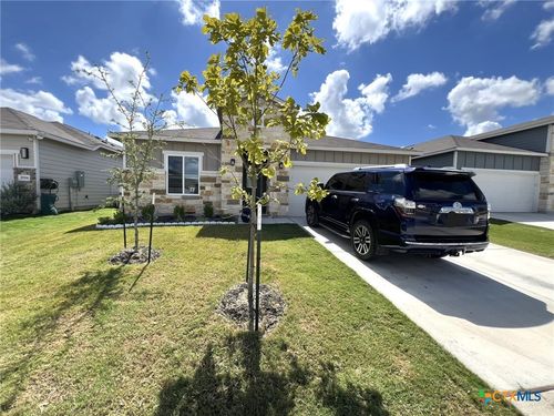 3512 Donald Dr, Seguin, TX, 78155-2949 | Card Image