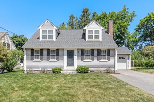 34 Dana St, Whitman, MA, 02382-2527 | Card Image