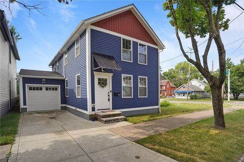 4311 Bailey Ave, Cleveland, OH, 44113-3822 | Card Image