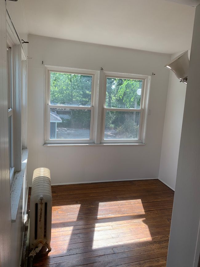 Apt.4 | Image 32