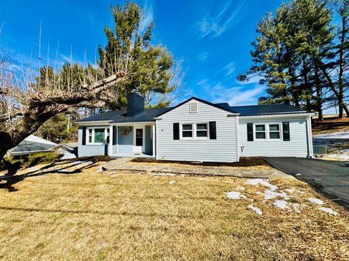 119 Circle Dr, Galax, VA, 24333-4210 | Card Image