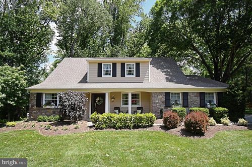 1138 University Dr, YARDLEY, PA, 19067-2827 | Card Image
