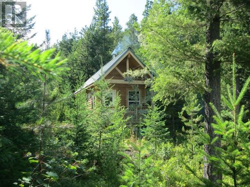 3700 Cummings Rd, Merritt, BC, V1K1N8 | Card Image