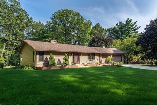 60 Mason Rd, Jefferson, MA, 01522-1315 | Card Image