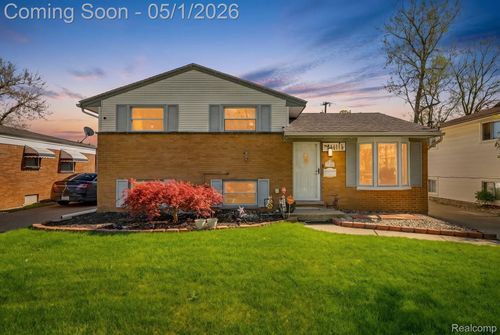 9749 Sylvester St, Taylor, MI, 48180-3576 | Card Image