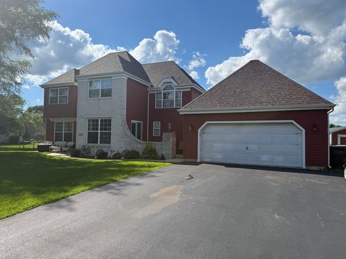 940 Beaver Pond Dr, Marengo, IL, 60152-3604 | Card Image