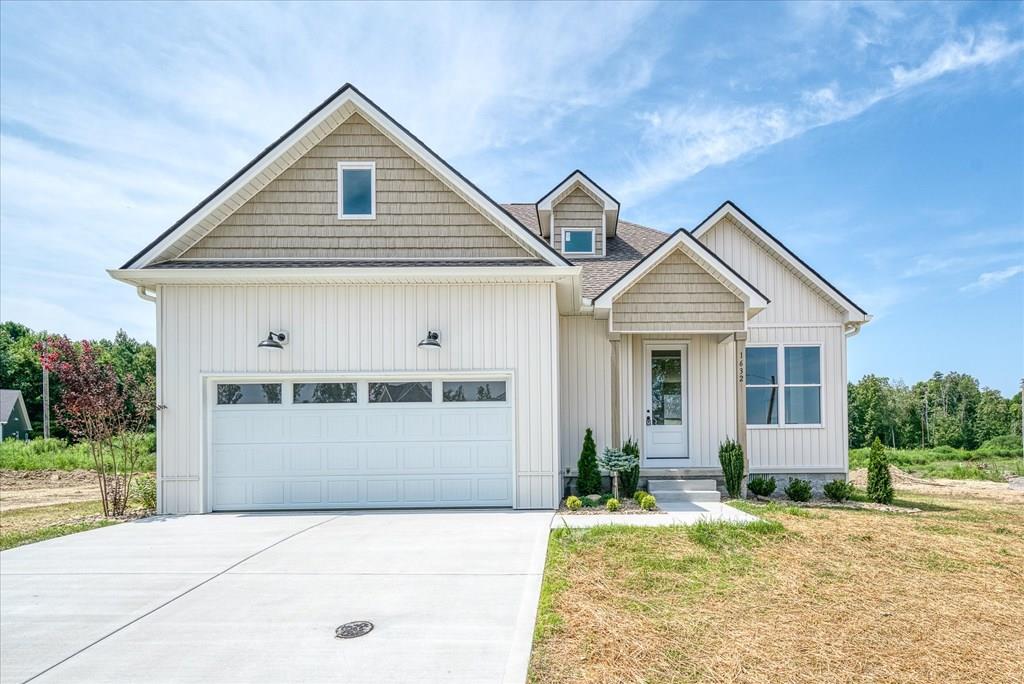Daly Dr, Cookeville, TN 38506