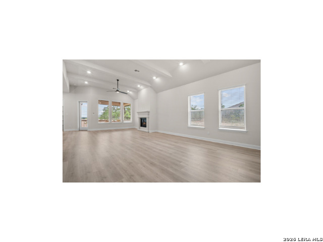 Residential in Universal City 3
