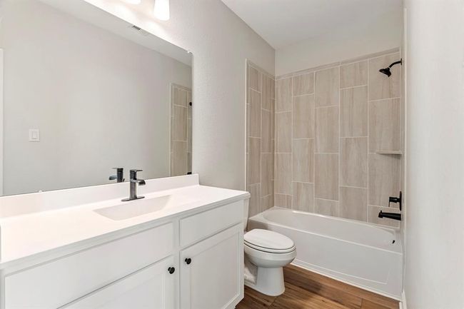 10518 Sutter Creek Dr, House other with 3 bedrooms, 2 bathrooms and 2 parking in Iowa Colony TX | Image 11