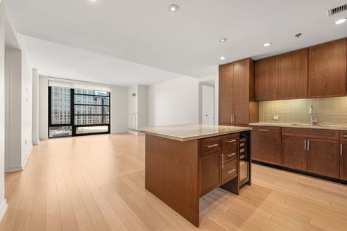 1501-580 Washington St, Boston, MA, 02111-1882 | Card Image