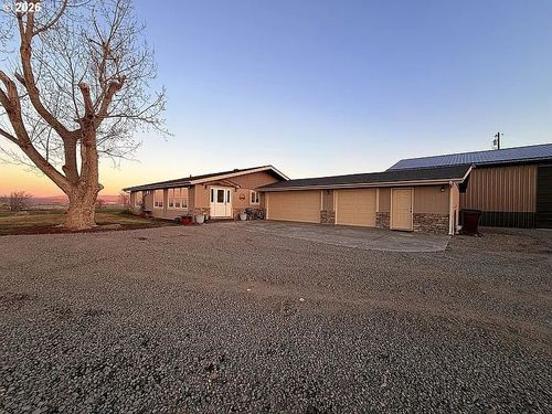 3647 Sw Highway 97, Madras, OR, 97741-8710 | Card Image