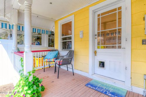 1w-19 Webb Ave, Ocean Grove, NJ, 07756-1745 | Card Image