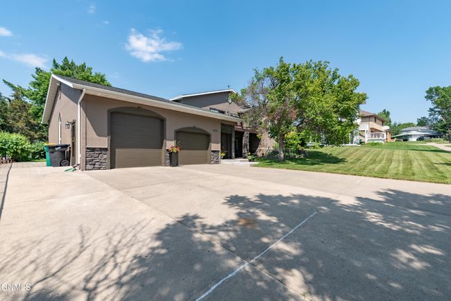 1612 Santa Gertrudis Loop, House other with 5 bedrooms, 4 bathrooms and null parking in Bismarck ND | Image 50