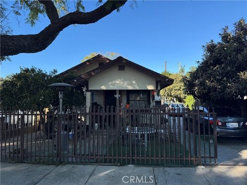 1011 W Myrtle Street, Santa Ana, CA, 92703 | Card Image