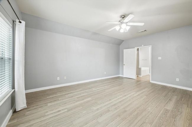 28519 Peper Hollow Ln, House other with 4 bedrooms, 3 bathrooms and 3 parking in Spring TX | Image 17