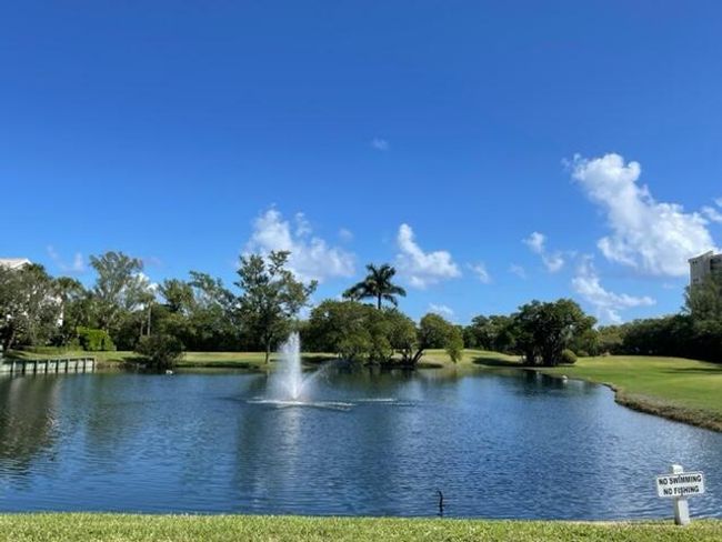 2502 Fairway Dr N, Condo with 3 bedrooms, 4 bathrooms and null parking in Jupiter FL | Image 19
