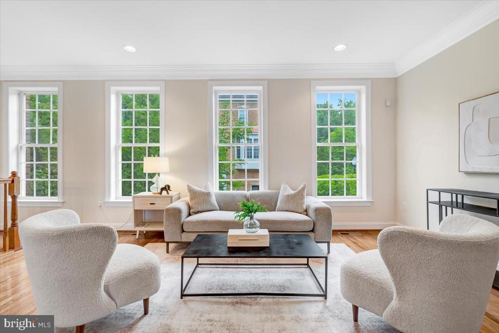 Residential in ALEXANDRIA 3