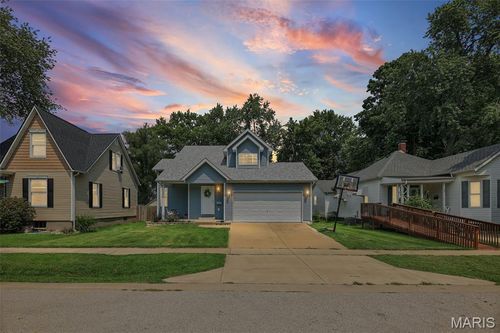 506 E Washington St, O Fallon, IL, 62269-1507 | Card Image