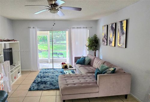 2-1910 Palmland Dr, Boynton Beach, FL, 33436-6016 | Card Image