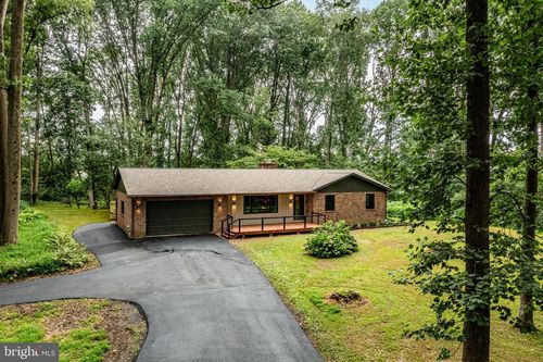 129 Chambers Rd, TOUGHKENAMON, PA, 19374-1024 | Card Image